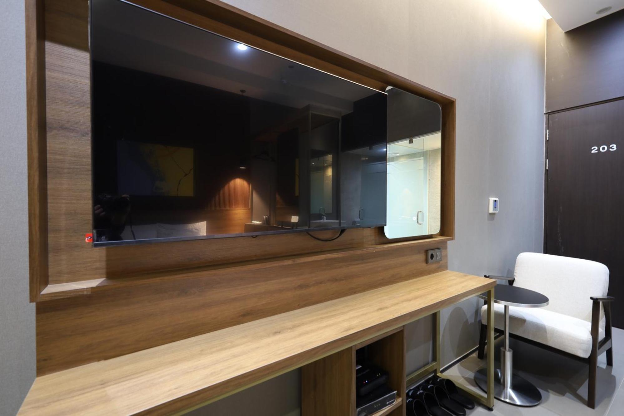 Almond Hotel Busan Station Екстер'єр фото